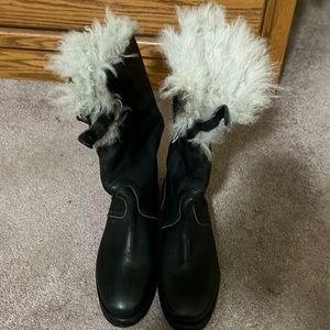 BRAND NEW BURBERRY Prorsum Boots with Fur Womens 39 / Sz 8